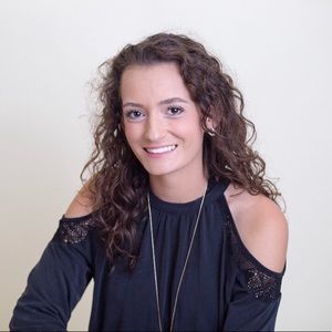 Meet your Posher, Brooke